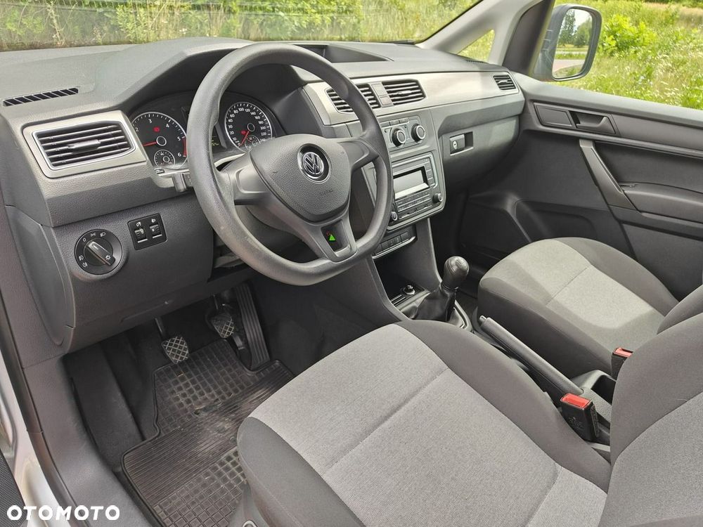 Volkswagen Caddy - 10