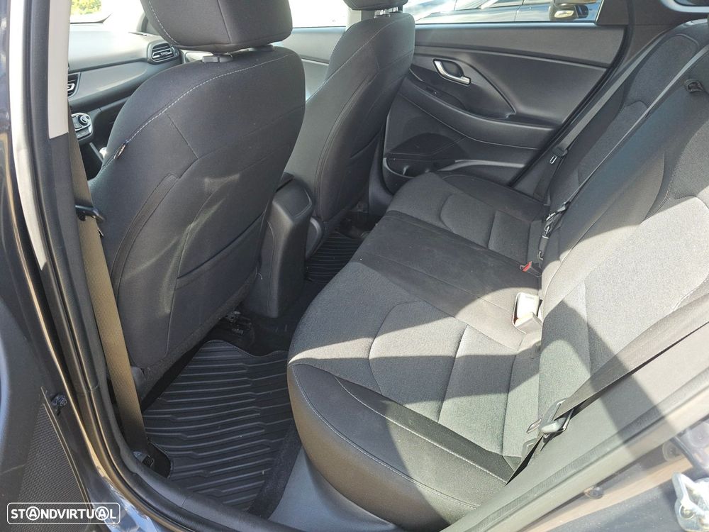 Hyundai i30 SW 1.0 T-GDI Premium - 19