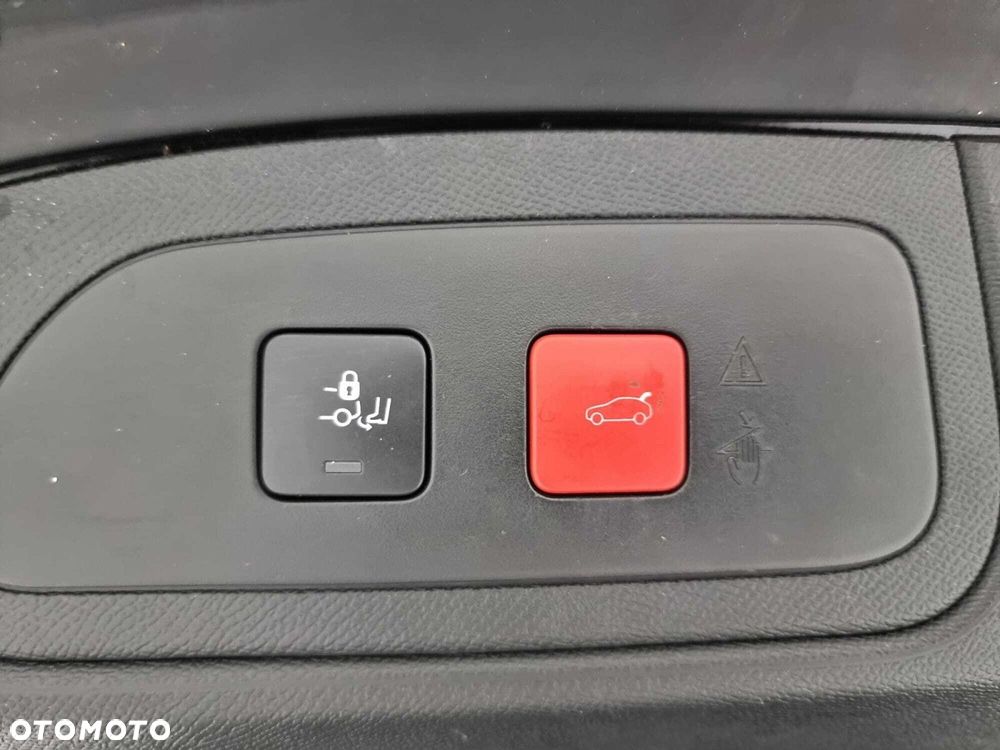 DS Automobiles DS 7 Crossback - 36
