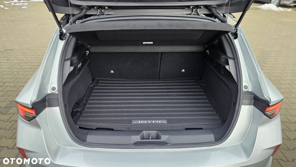 Opel Astra 1.2 T GS S&S - 18