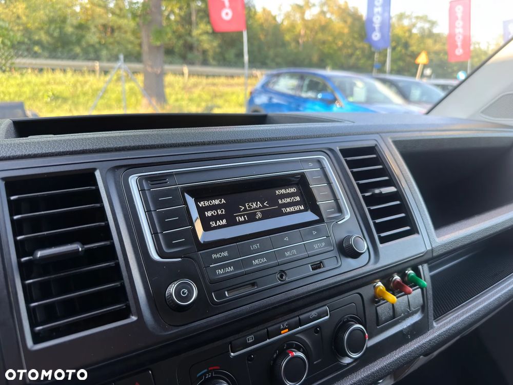 Volkswagen Transporter 2.0 TDI LIFT LONG L2H1 Długi Faktura VAT 23% Klimatyzacja Czujniki Parkowania - 31