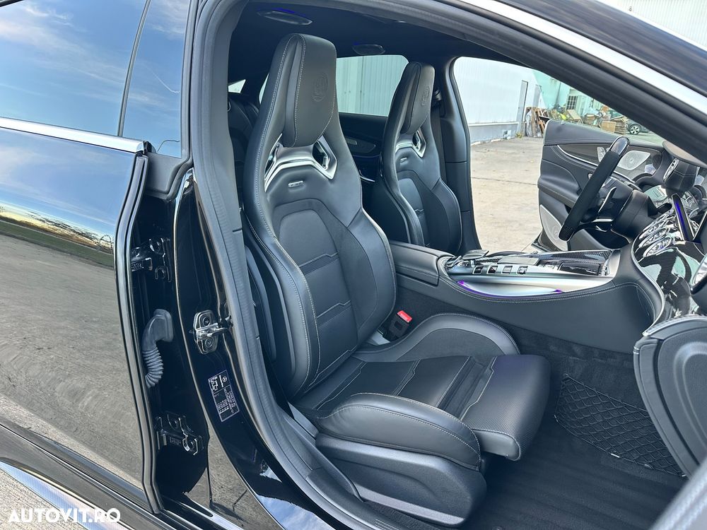 Mercedes-Benz AMG GT-S 63 4MATIC+ - 35