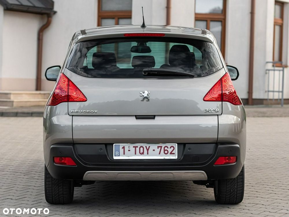 Peugeot 3008 HDi 115 Allure - 16