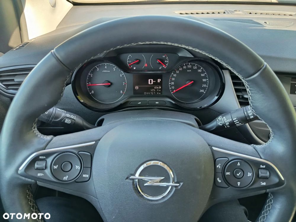 Opel Crossland X - 6