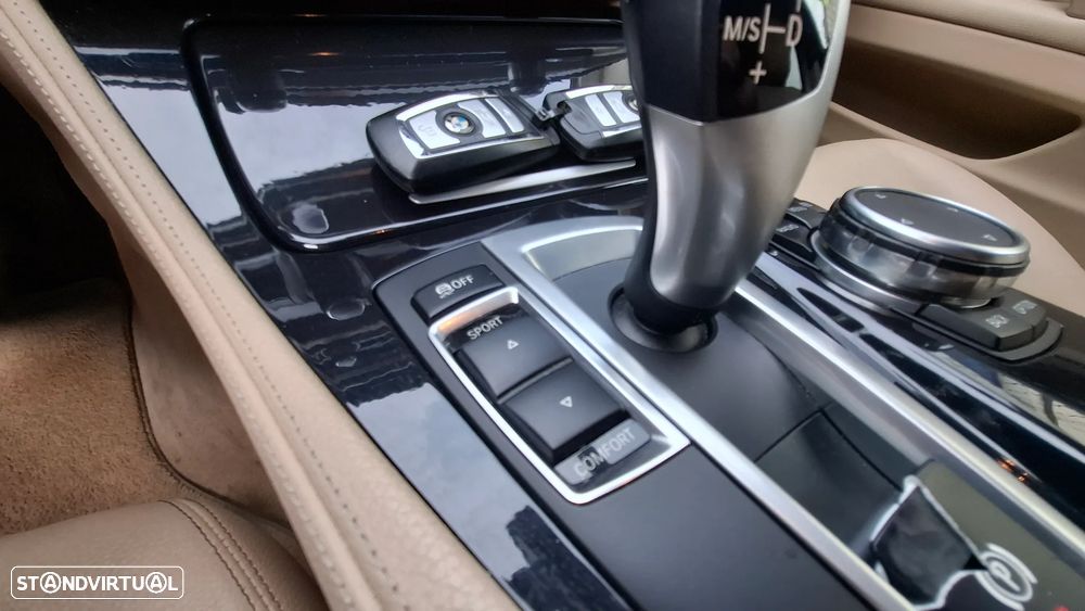BMW 520 d Line Luxury Auto - 32
