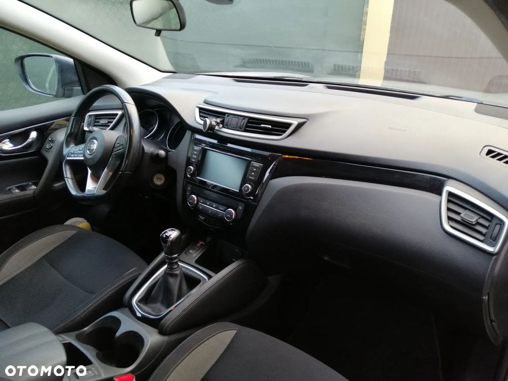 Nissan Qashqai 1.3 DIG-T Tekna - 10