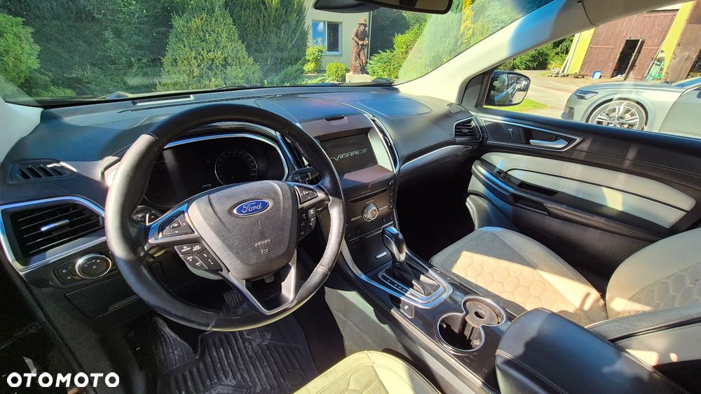 Ford Edge 2.0 TDCi Twin-Turbo 4WD Titanium - 5
