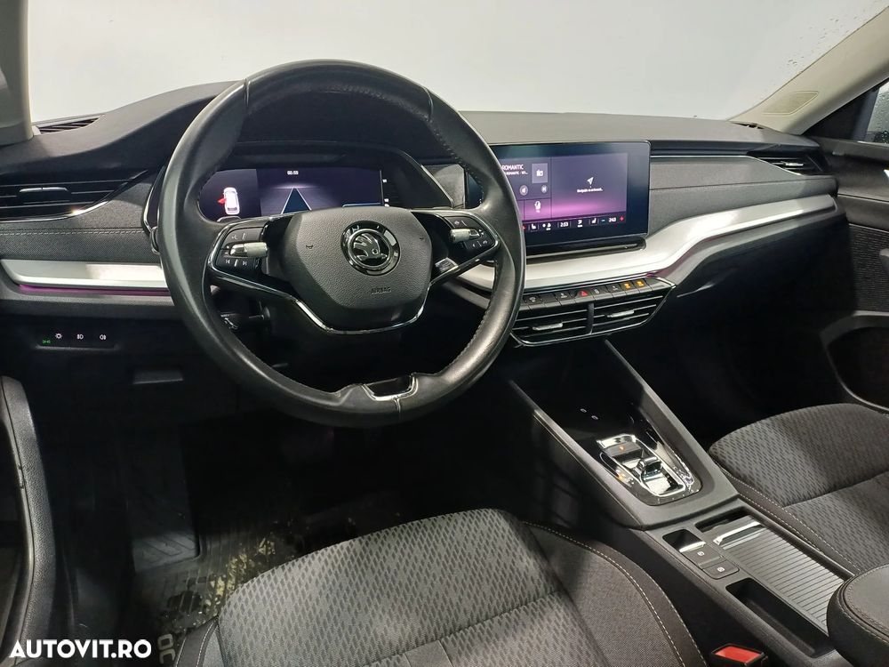 Skoda Octavia 2.0 TDI DSG Style - 7