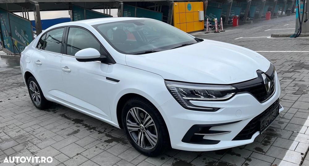 Renault Megane TCe GPF Zen - 8