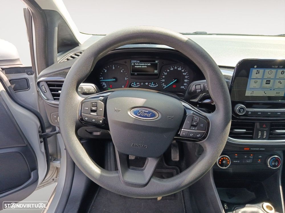 Ford Fiesta 1.5 TDCi Titanium - 12