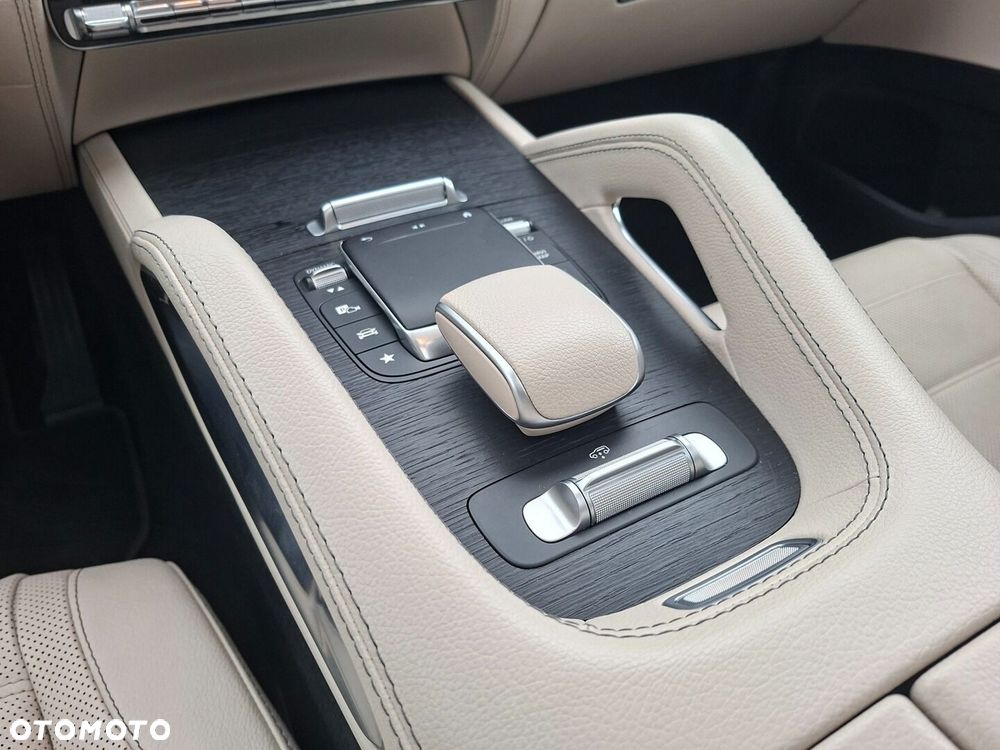 Mercedes-Benz GLE 300 d 4-Matic - 27