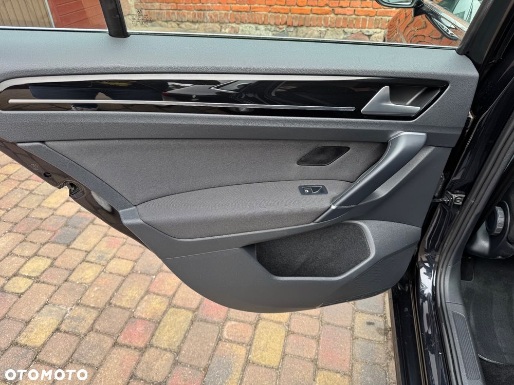 Volkswagen Golf Sportsvan 1.4 TSI (BlueMotion Technology) DSG Highline - 21