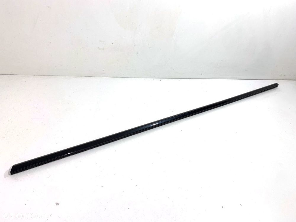 LISTWA ZGARNIAJĄCA TYŁ LEWY  BMW 5 Gran Turismo (F07) 2009 - 2017 520 d 135 kW [184 KM] olej - 2