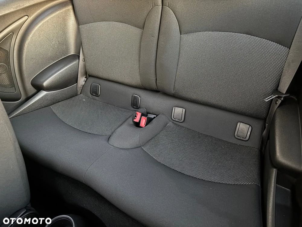 MINI ONE Brick Lane - 7