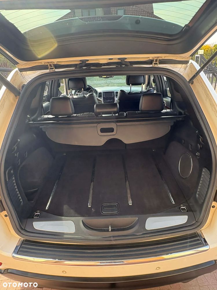Jeep Grand Cherokee - 13