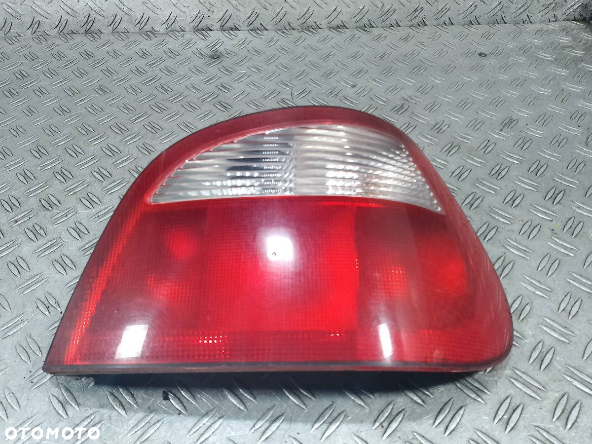 LAMPY TYŁ KOMPLET RENAULT MEGANE I 7700428320  7700428321 HATCHBACK - 6