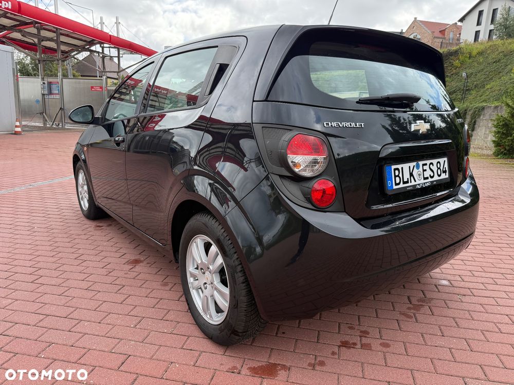 Chevrolet Aveo 1.4 16V LT - 4