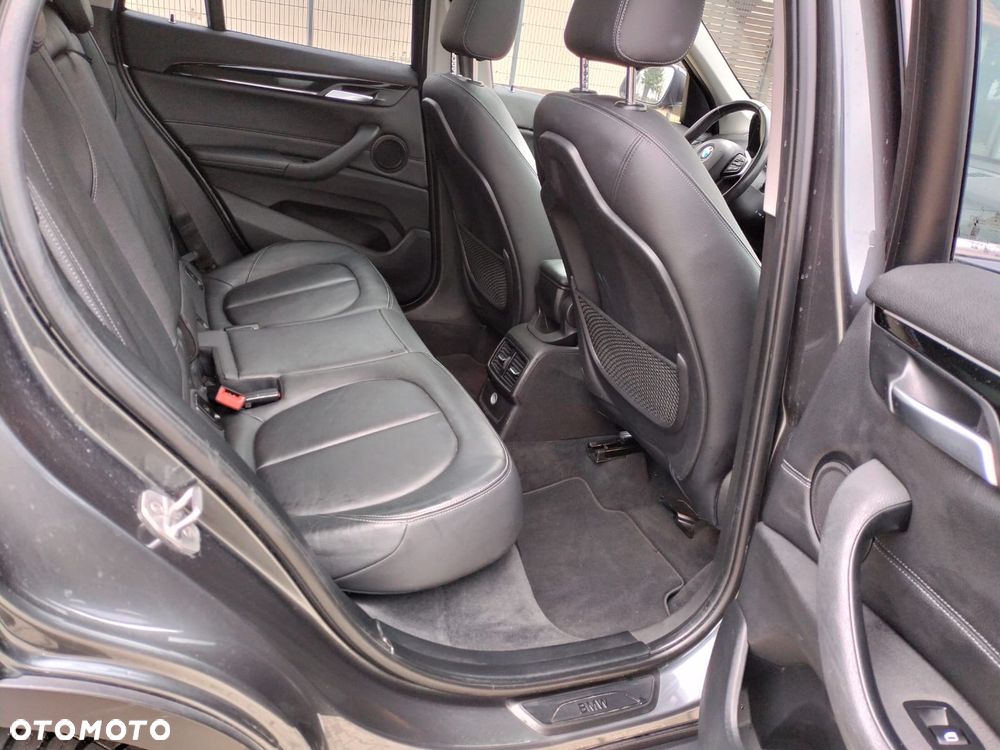 BMW X1 sDrive18d Advantage sport - 12