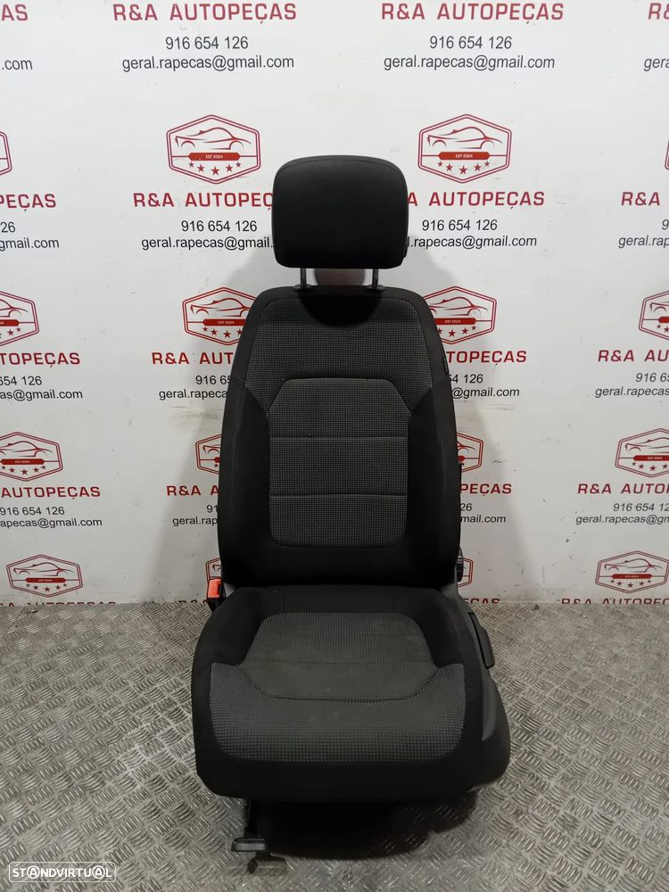 Conjunto de Bancos Passat B7 em Tecido Original - 11
