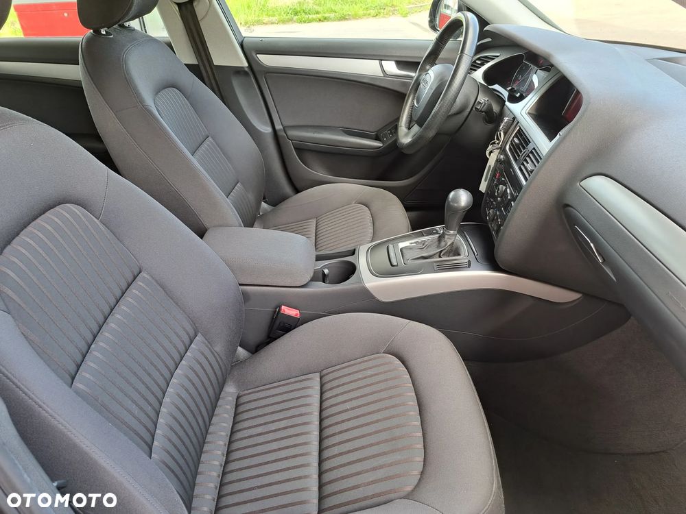 Audi A4 Avant - 19