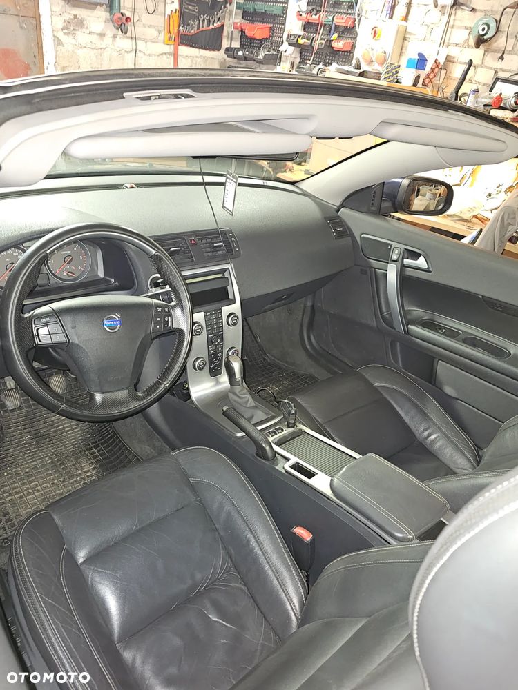 Volvo C70 2.0D Momentum - 20