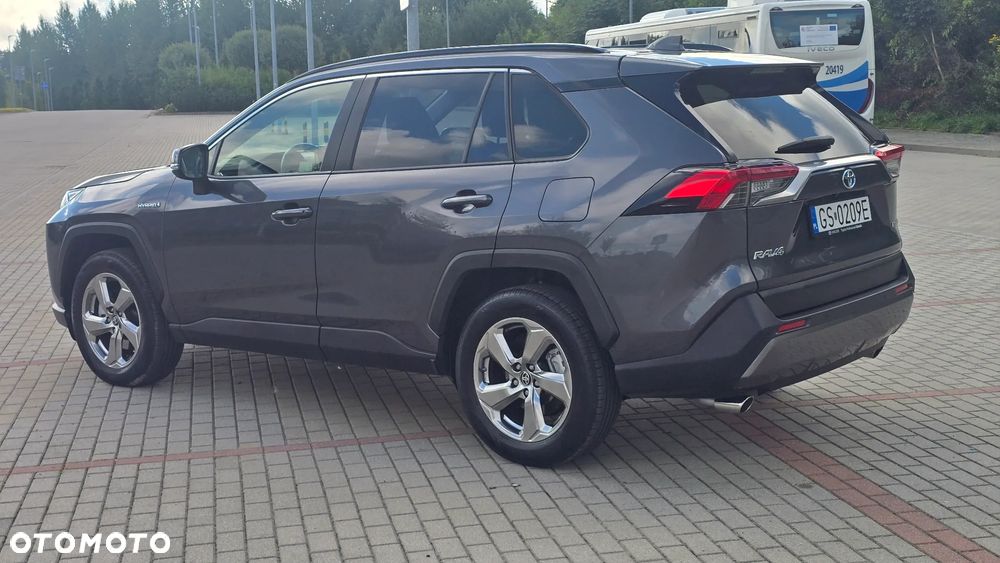 Toyota RAV4 - 3