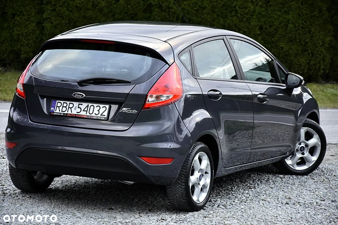 Ford Fiesta 1.25 Platinium X - 3