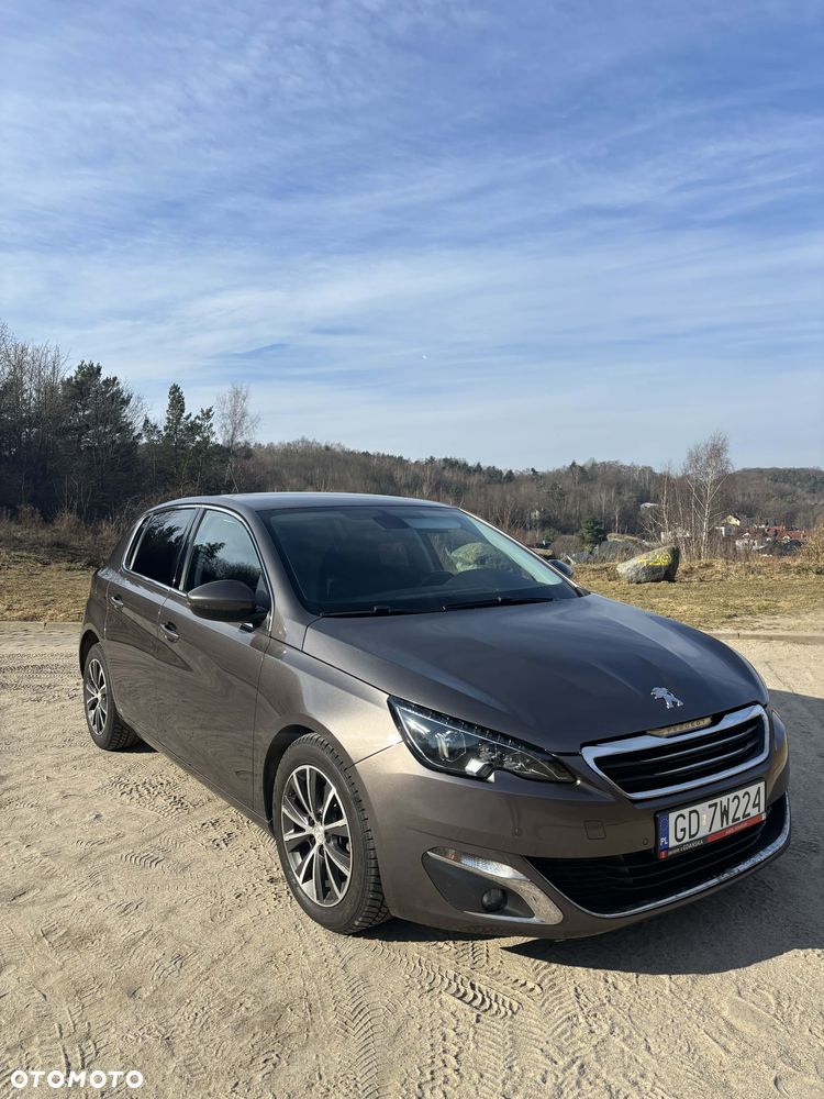 Peugeot 308 - 1