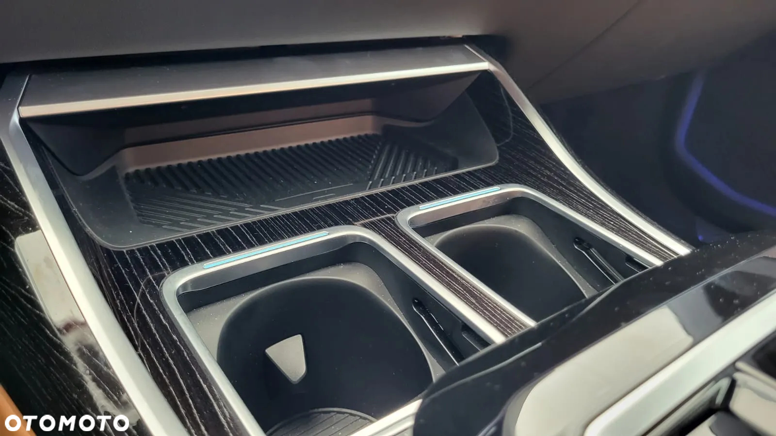 BMW Seria 7 - 16