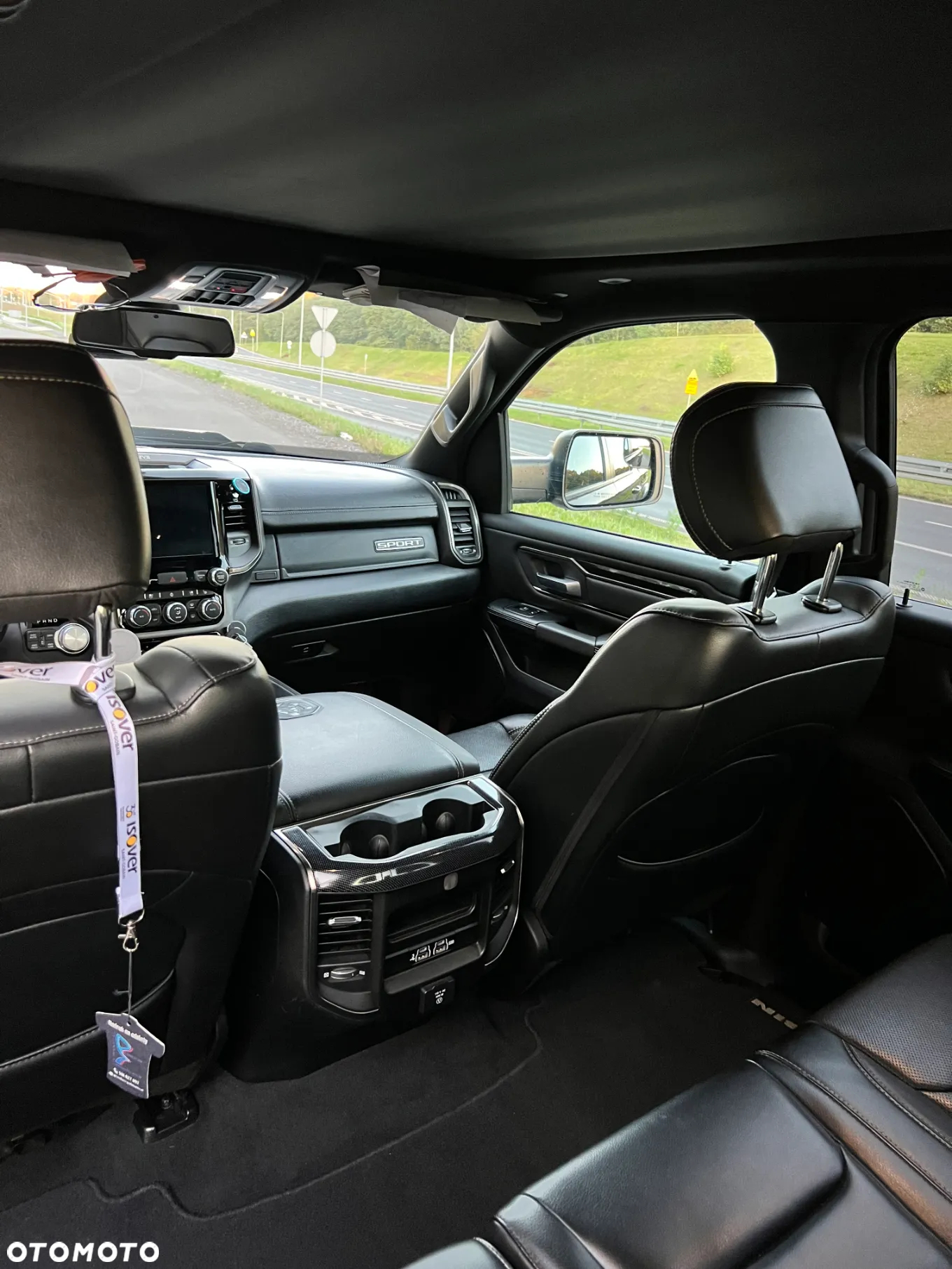Dodge RAM 1500 5.7 4x4 - 14