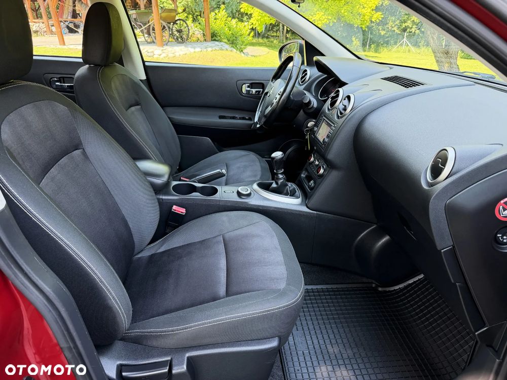 Nissan Qashqai 2.0 4 x 4 360 - 17