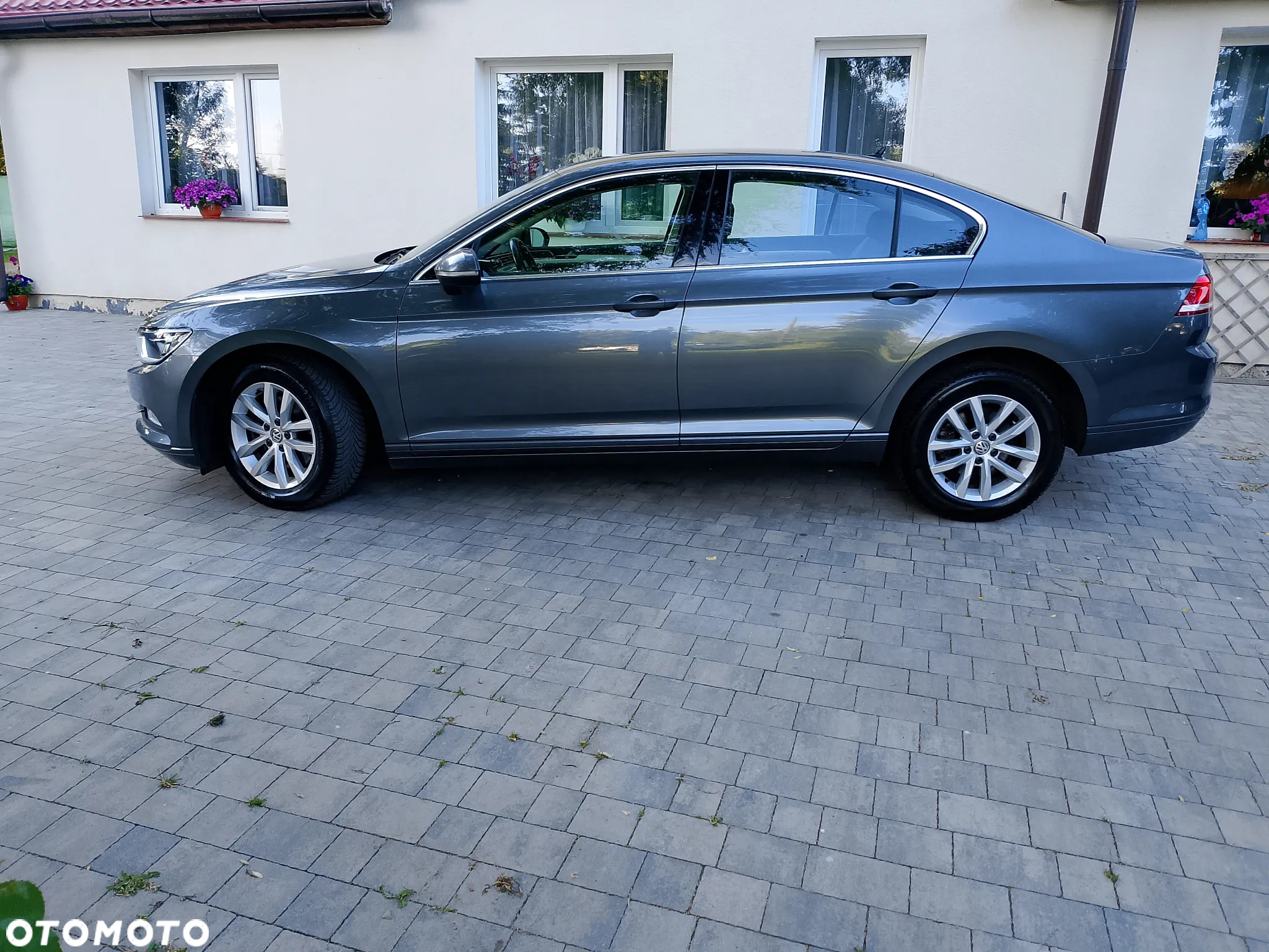 Volkswagen Passat 2.0 TDI BMT Comfortline DSG - 14