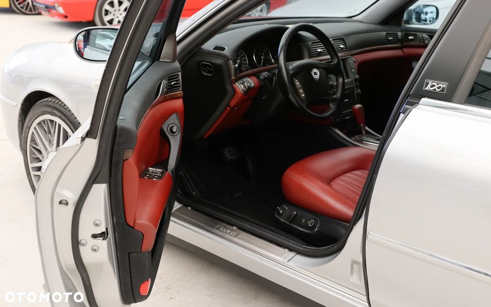 Lancia Thesis 2.4 JTD 20v Sportiva - 35