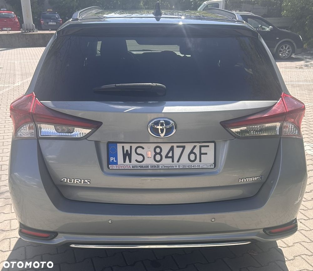 Toyota Auris Hybrid 135 Selection - 5