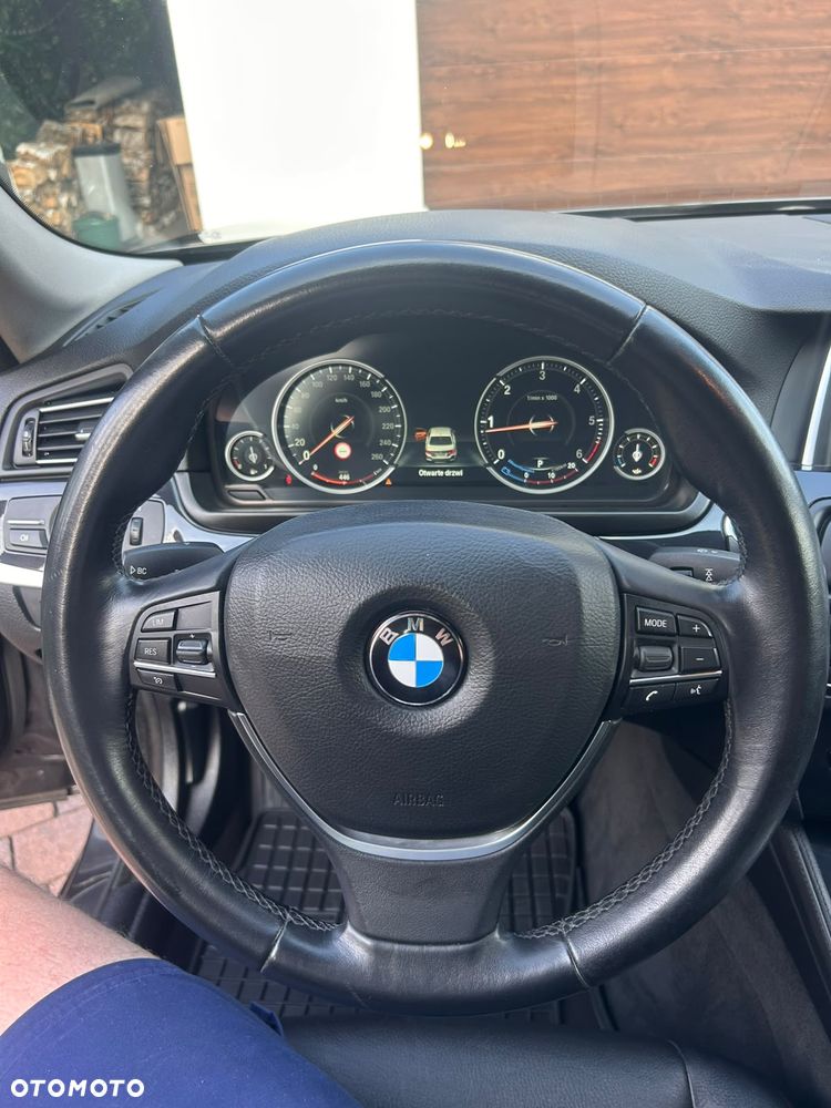 BMW Seria 5 520d - 9