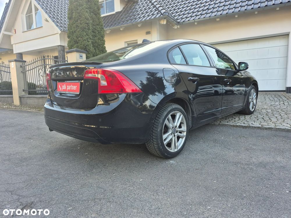 Volvo S60 D3 Momentum - 14