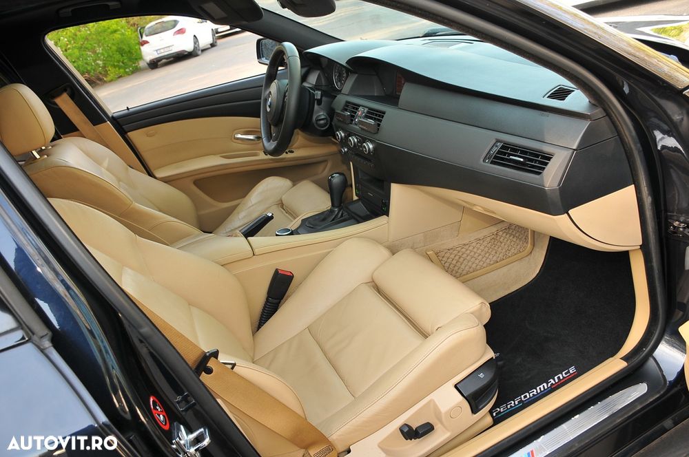 BMW Seria 5 520d Aut. Special Edition - 11