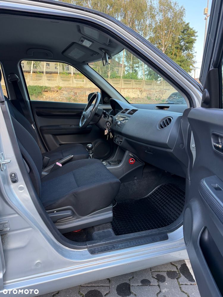 Suzuki Swift - 20