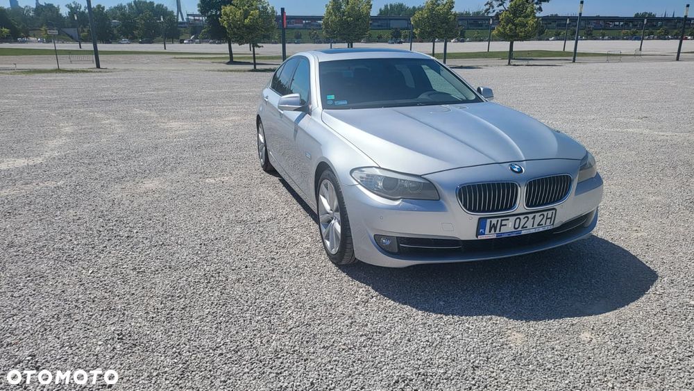 BMW Seria 5 535i - 5