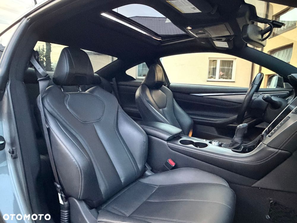 Infiniti Q60 Q60S 3.0t AWD Sport - 9