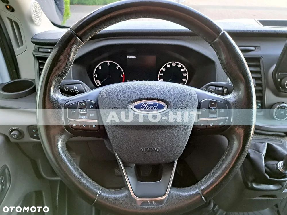 Ford Transit - 26