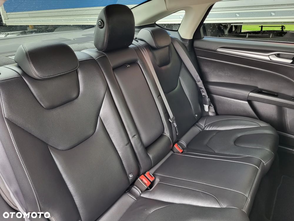 Ford Mondeo 2.0 Hybrid Titanium GPF - 28