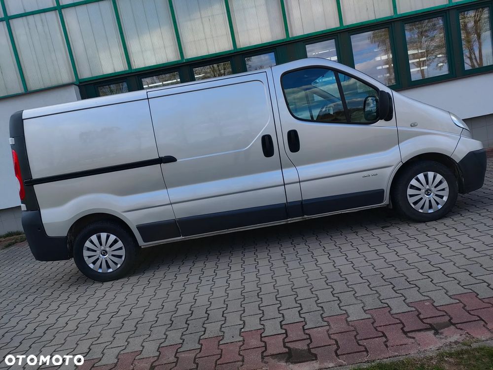 Opel Vivaro - 4