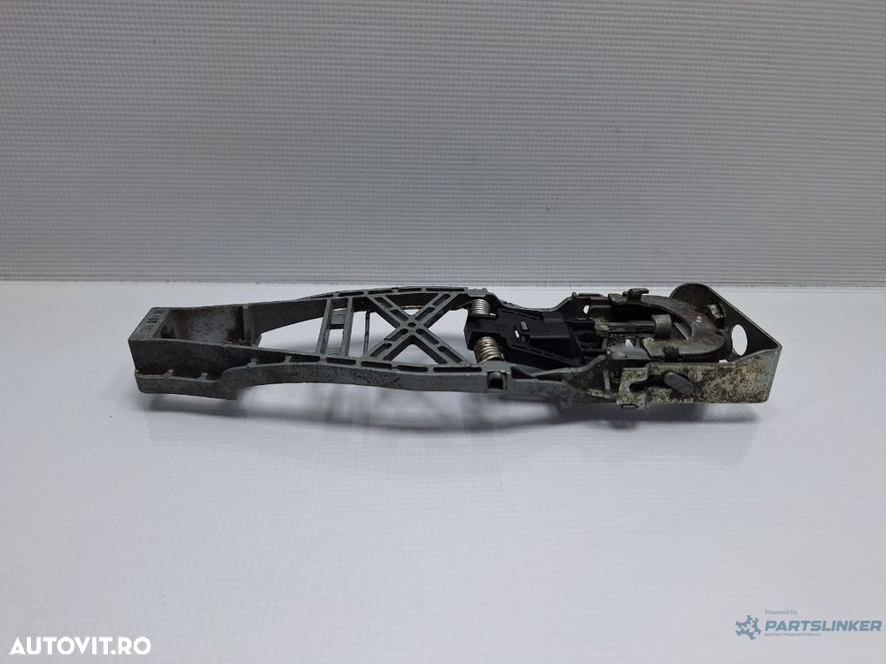 Maner/suport exterior portiera fata stanga fata VOLKSWAGEN TOURAN 1T3 2010 - 2015 TDI CFHC 1T0839885A , 1T0637885BL - 3