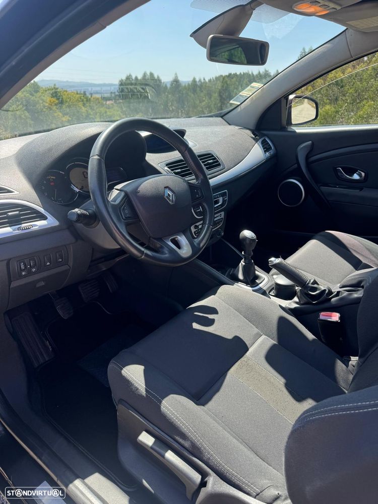 Renault Mégane Coupe dCi 110 FAP Dynamique - 9