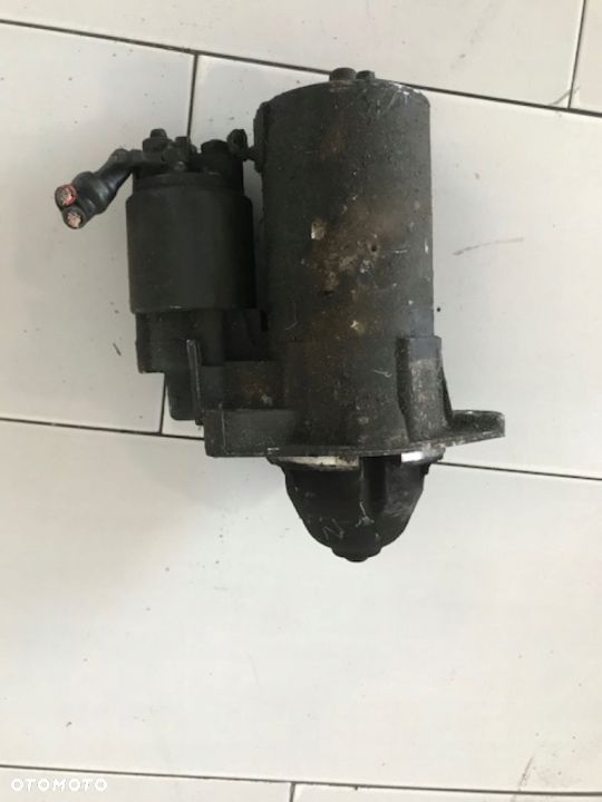 ROZRUSZNIK OPEL VECTRA B 2,0 - 2