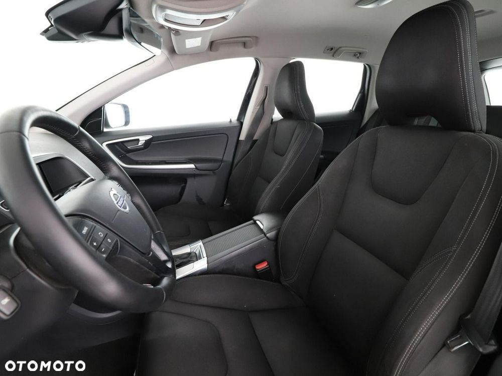 Volvo XC 60 D3 Drive-E Kinetic - 14