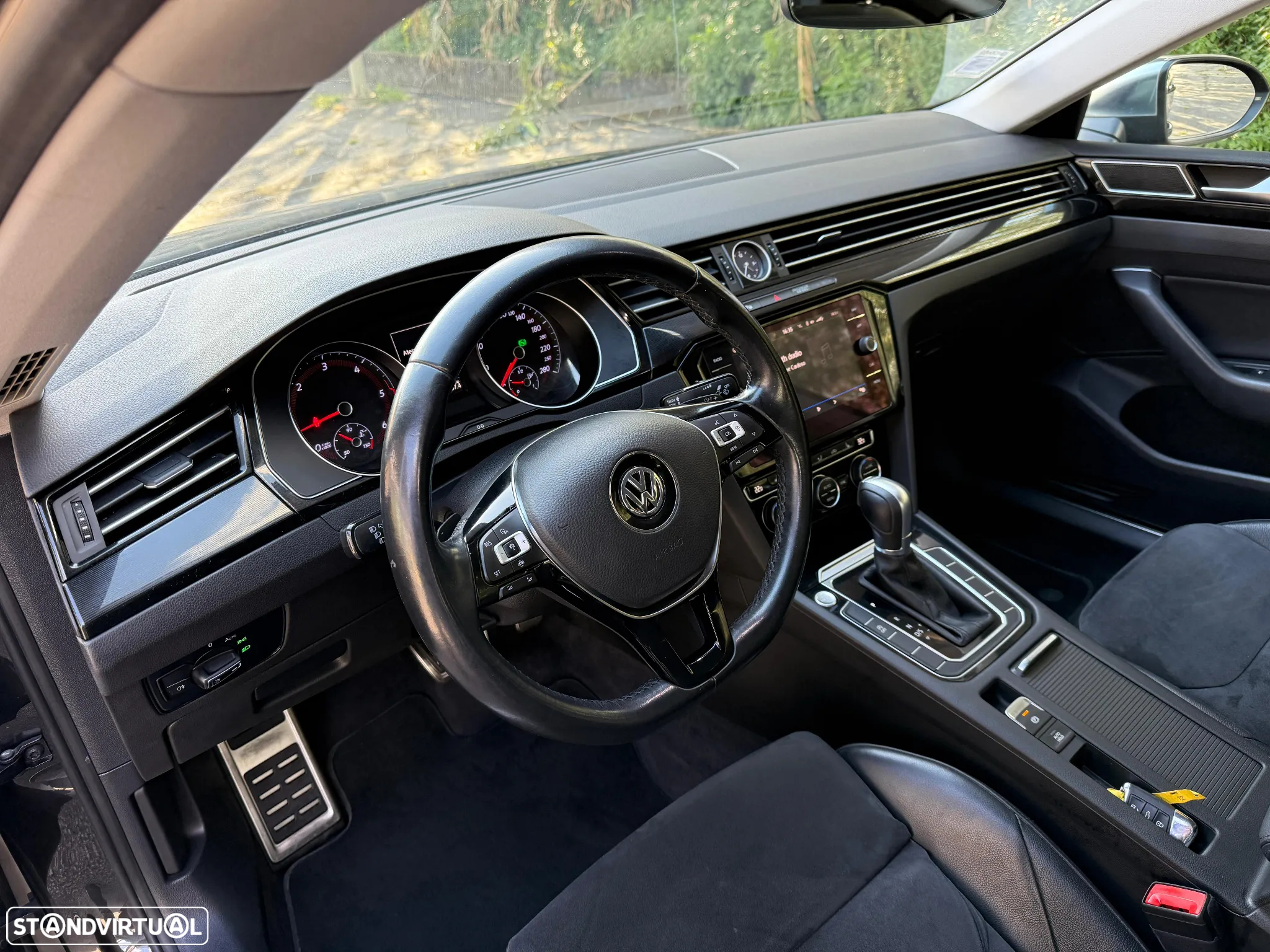 VW Arteon 2.0 TDI R-Line DSG - 22