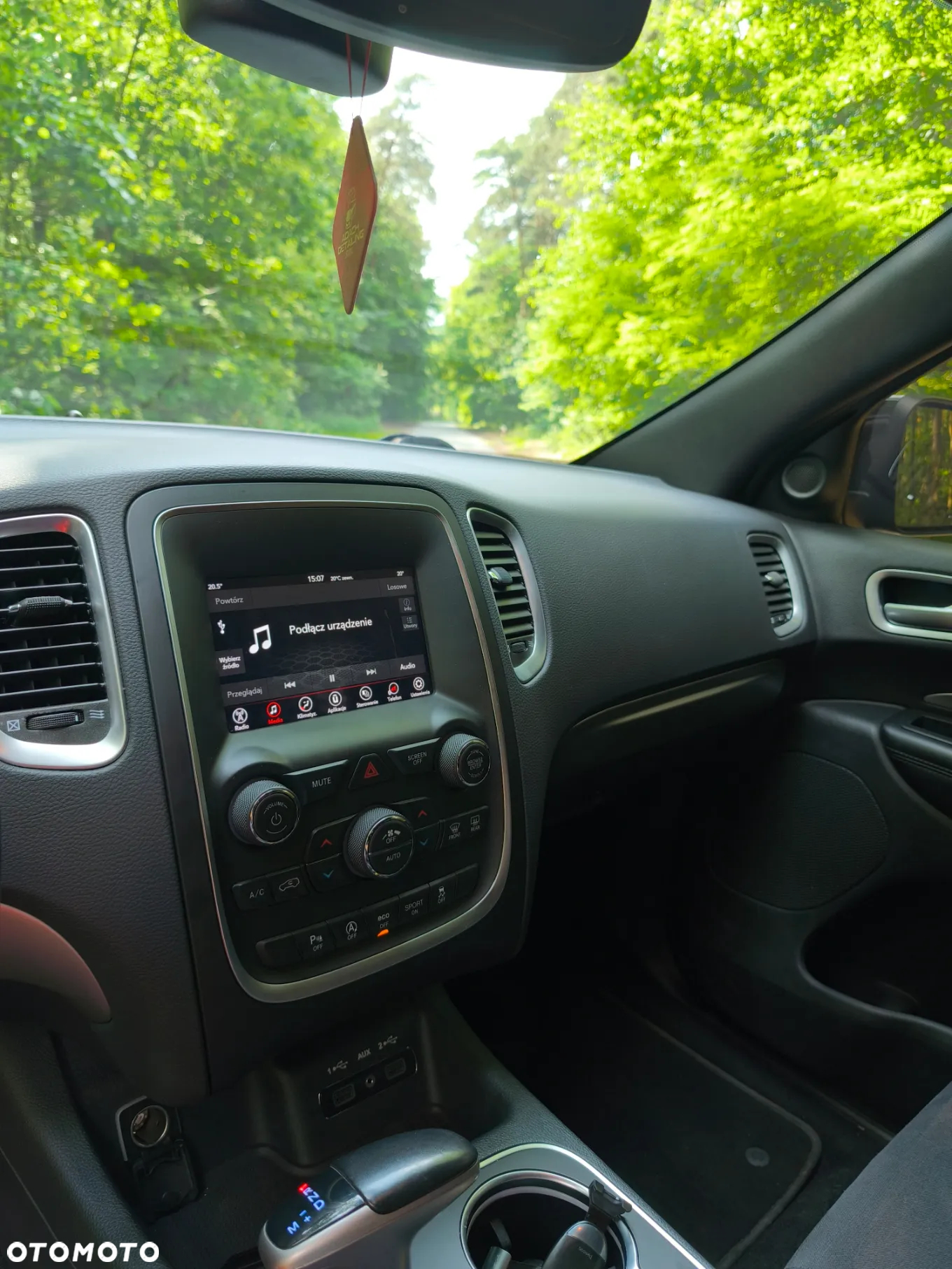 Dodge Durango - 12