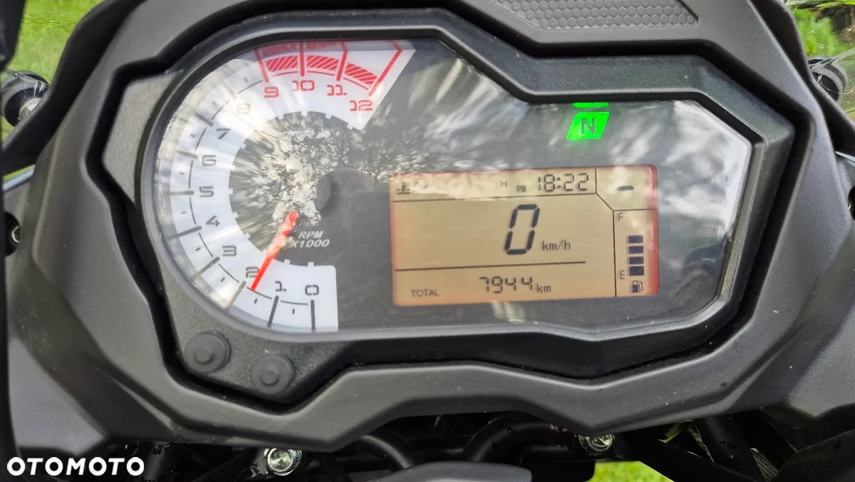 Benelli TRK 502 - 4